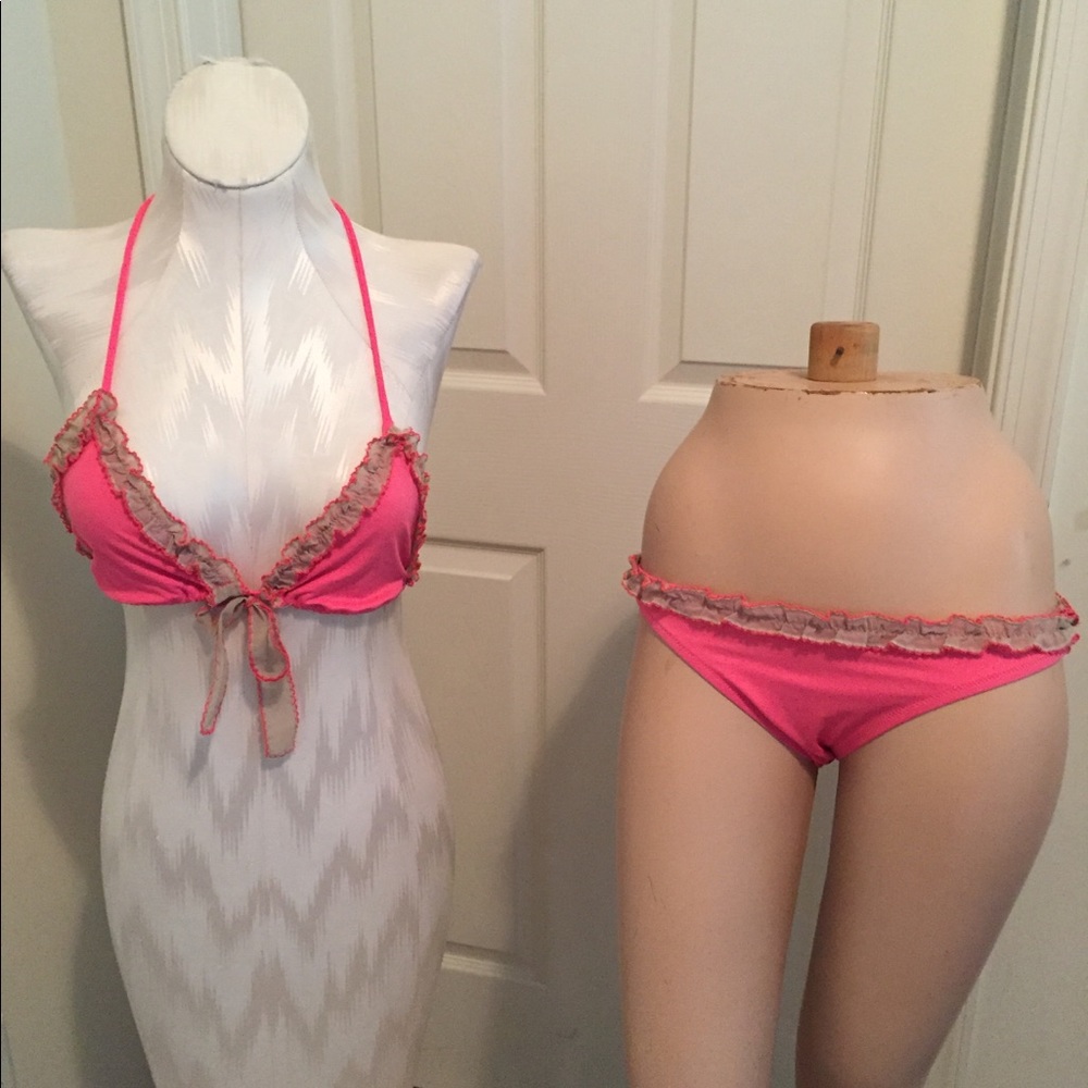 Victoria’s Secret bikini gently worn M/S coral